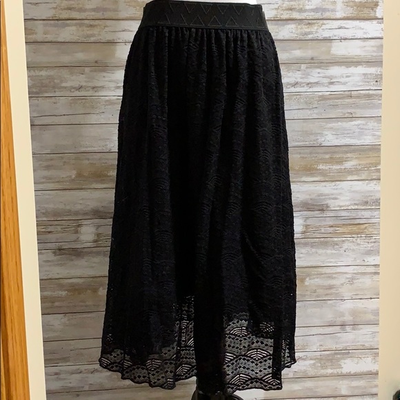 LuLaRoe black lace Lola skirt - Picture 1 of 3